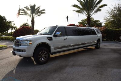 Lincoln Navigator White